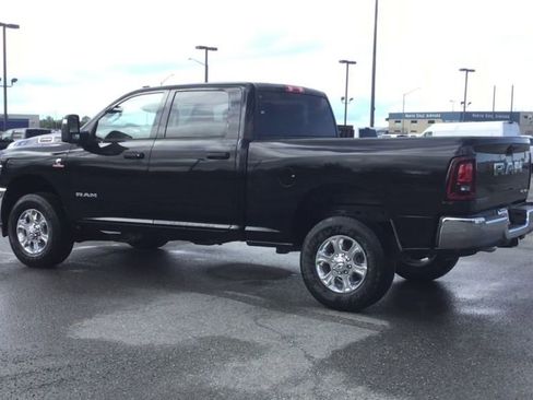 New 2025 RAM 2500 Big Horn image 6