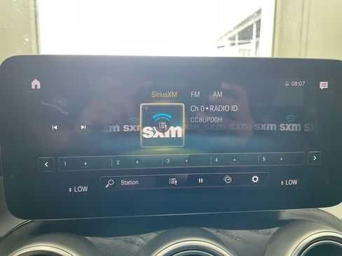Used 2021 Mercedes-Benz GLC 300 image 28