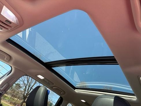 Used 2019 Subaru Ascent Limited w/ Popular Package #2A image 26