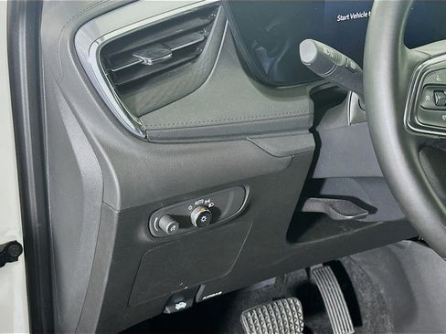 Used 2025 Buick Encore GX Preferred image 17