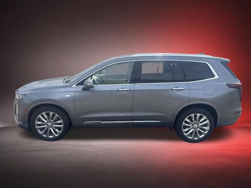 Certified 2020 Cadillac XT6 Premium Luxury FWD image 2