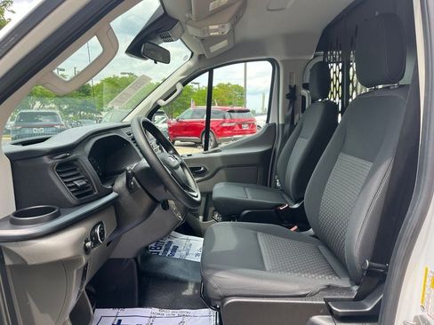Used 2025 Ford Transit 250 Low Roof w/ Exterior Upgrade Package RWD image 15