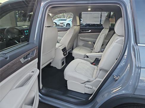 New 2026 Volkswagen Atlas SEL Premium R-Line image 22