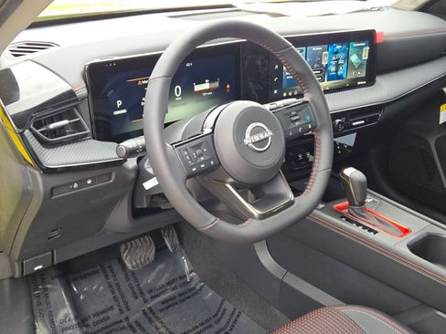 New 2026 Nissan Kicks SR w/ SR Premium Package AWD/4WD image 21