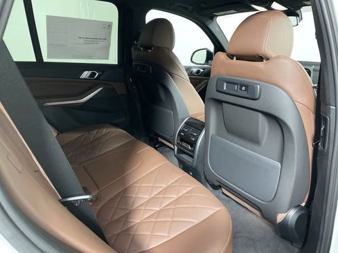 Used 2023 BMW X5 xDrive40i w/ Premium Package image 14
