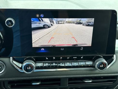 Certified 2025 Chevrolet Colorado LT w/ Advanced Trailering Package image 17