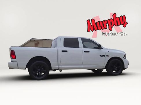 Used 2018 RAM 1500 Express w/ Express Value Package RWD image 9