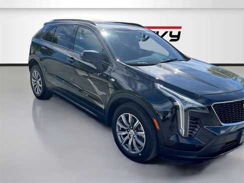 Used 2020 Cadillac XT4 Sport image 1