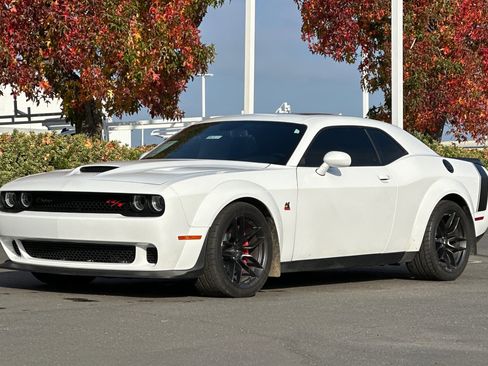 Used 2019 Dodge Challenger R/T Scat Pack image 8