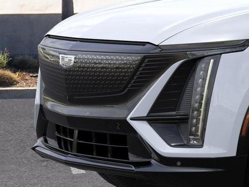 New 2026 Cadillac Lyriq Sport RWD image 37