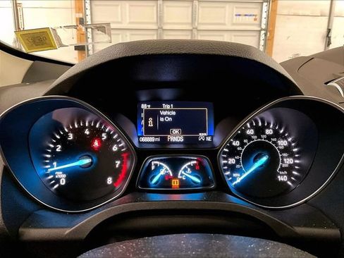 Used 2018 Ford Escape SE w/ SE Sync 3 Package FWD image 19