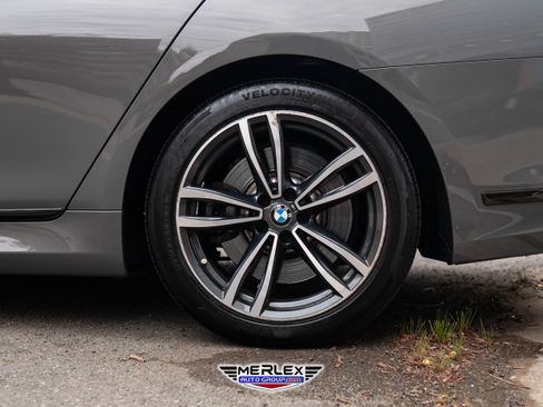 Used 2022 BMW 750i xDrive xDrive M SPORT LINE w/ Executive Package image 12