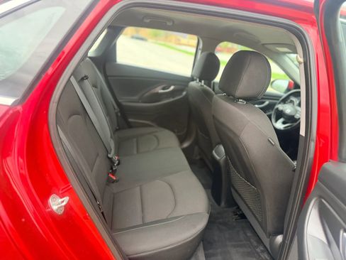 Used 2018 Hyundai Elantra GT w/ Style Package 02 image 25