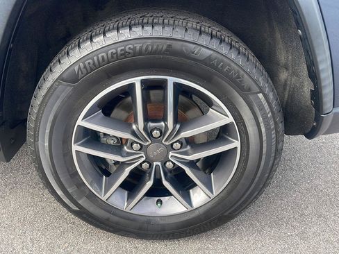 Used 2019 Jeep Grand Cherokee Limited RWD image 12