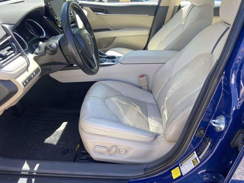 Used 2024 Toyota Camry XLE FWD image 10