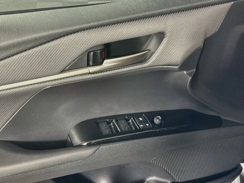 Used 2026 Toyota Camry SE w/ Convenience Package FWD image 19