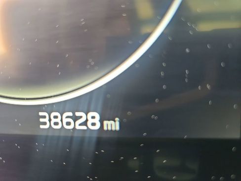 Used 2023 Kia Sportage SX image 23