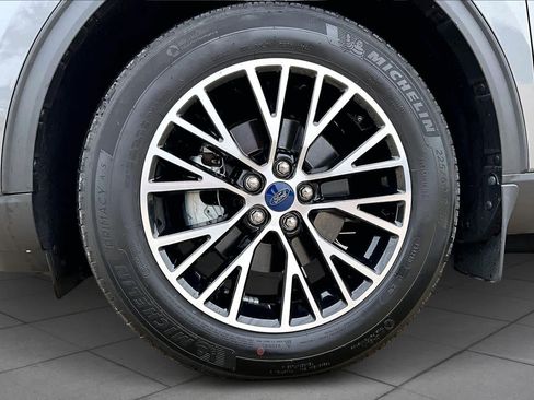 Certified 2022 Ford Escape SEL w/ Class II Trailer Tow Package image 10