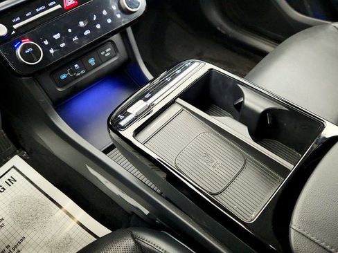 Used 2025 Hyundai Tucson Limited image 16