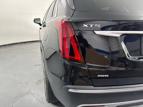 Used 2023 Cadillac XT5 Premium Luxury AWD/4WD image 8