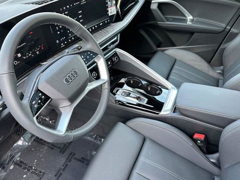 New 2025 Audi Q5 Premium Plus image 9