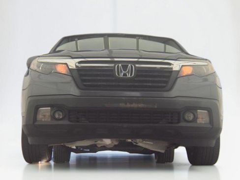 Used 2019 Honda Ridgeline RTL image 3
