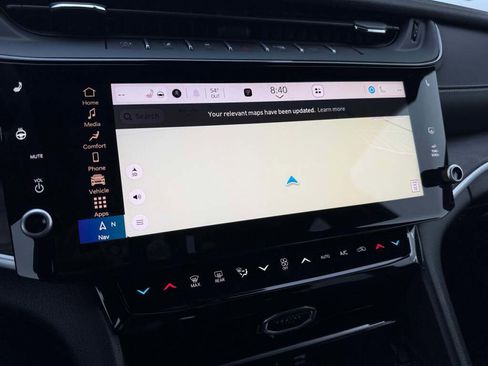 New 2026 Jeep Grand Cherokee Altitude image 34