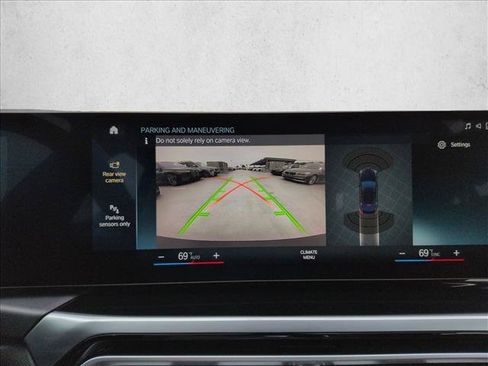 Used 2023 BMW i4 eDrive35 RWD image 14