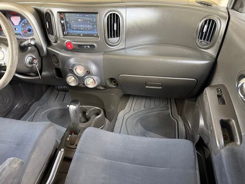 Used 2009 Nissan Cube 1.8 S w/ Interior Designer Pkg image 11