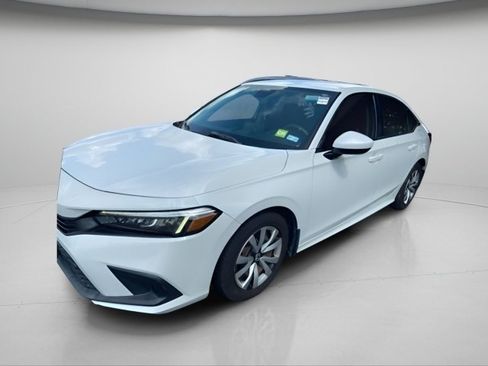 Used 2022 Honda Civic LX image 2
