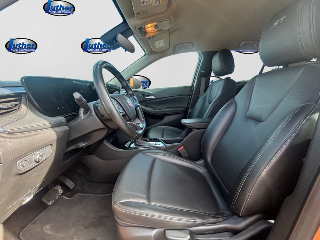 Used 2024 Buick Encore GX Sport Touring AWD/4WD image 14