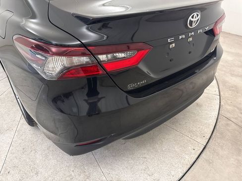 Used 2022 Toyota Camry LE FWD image 20