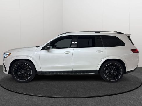 New 2026 Mercedes-Benz GLS 580 4MATIC image 3