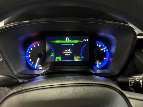 Used 2021 Toyota Corolla LE FWD image 27