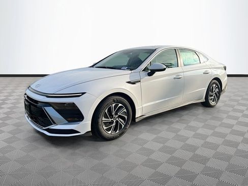 New 2026 Hyundai Sonata Blue FWD image 3