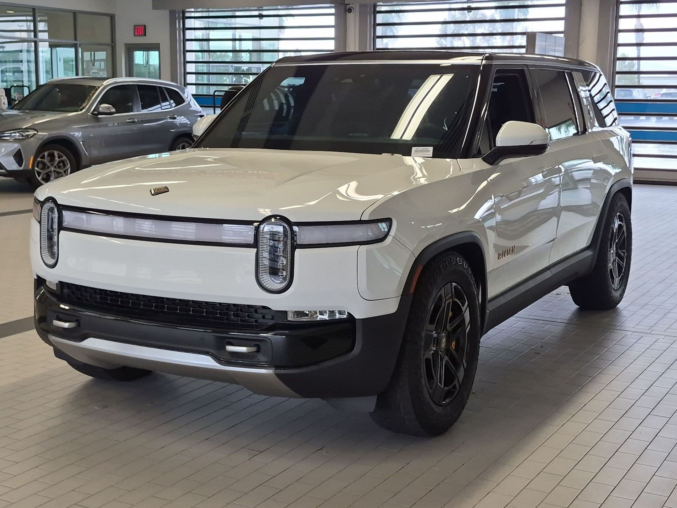 Used 2024 Rivian R1S Adventure Quad AWD/4WD image 5