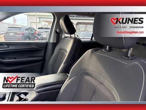 Used 2024 Jeep Grand Cherokee Laredo image 24