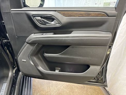 Used 2022 Chevrolet Tahoe Premier image 32