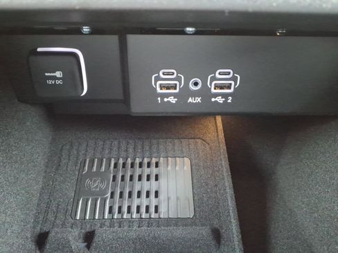 New 2026 Jeep Grand Wagoneer 4WD image 13