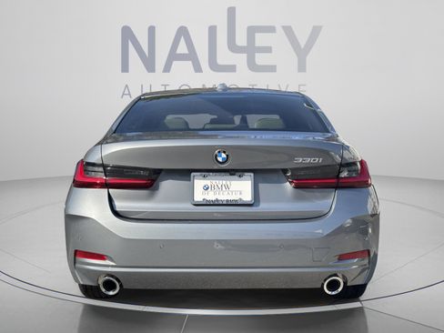 Used 2026 BMW 330i Sedan w/ Convenience Package RWD image 4