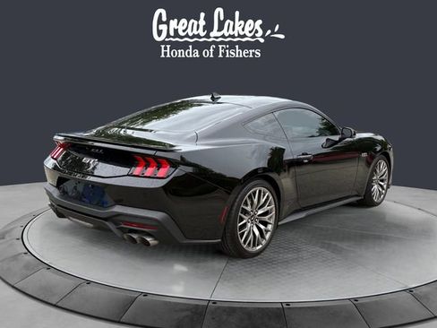 Used 2025 Ford Mustang GT Premium RWD image 5