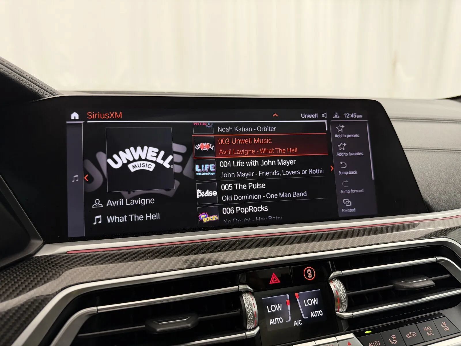 Used 2021 BMW X6 M50i w/ Executive Package AWD/4WD image 31