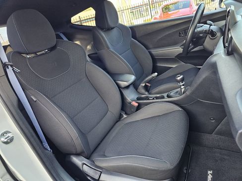 Used 2020 Hyundai Veloster N w/ Performance Package image 25