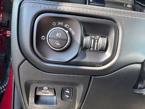 Used 2023 RAM 1500 Limited AWD/4WD image 40
