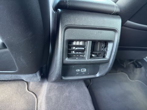 Used 2024 Cadillac XT4 Premium Luxury image 24