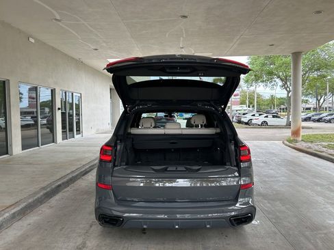 Used 2021 BMW X5 M50i w/ Executive Package image 43