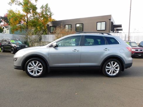 Used 2012 MAZDA CX-9 Grand Touring w/ Moonroof & Bose Audio Pkg image 24