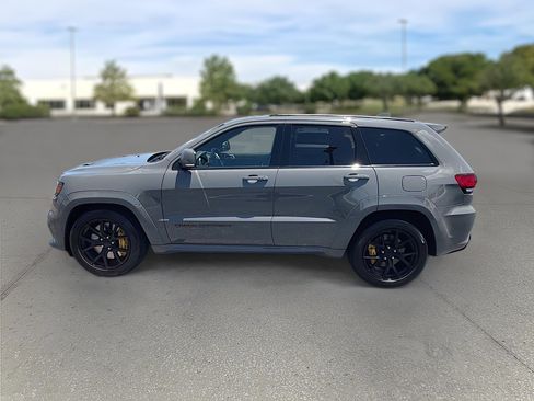 Used 2021 Jeep Grand Cherokee Trackhawk AWD/4WD image 4