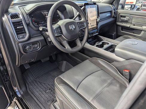 Used 2025 RAM 2500 Laramie w/ Sport Appearance Package image 11