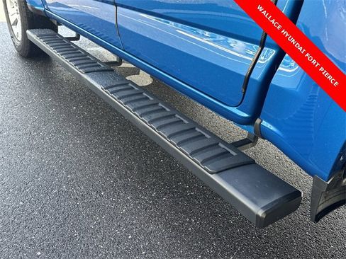 Used 2022 Chevrolet Colorado LT w/ Luxury Package image 15